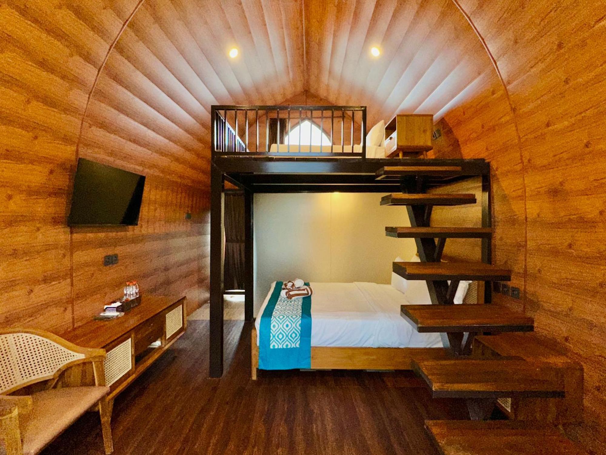 Nirvana Hotel Resort Tetebatu Εξωτερικό φωτογραφία