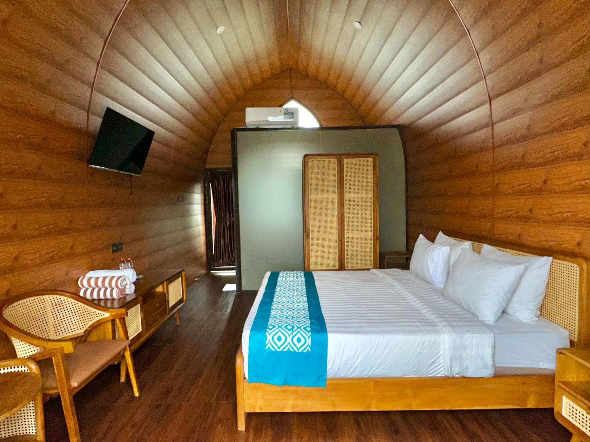 Nirvana Hotel Resort Tetebatu Εξωτερικό φωτογραφία